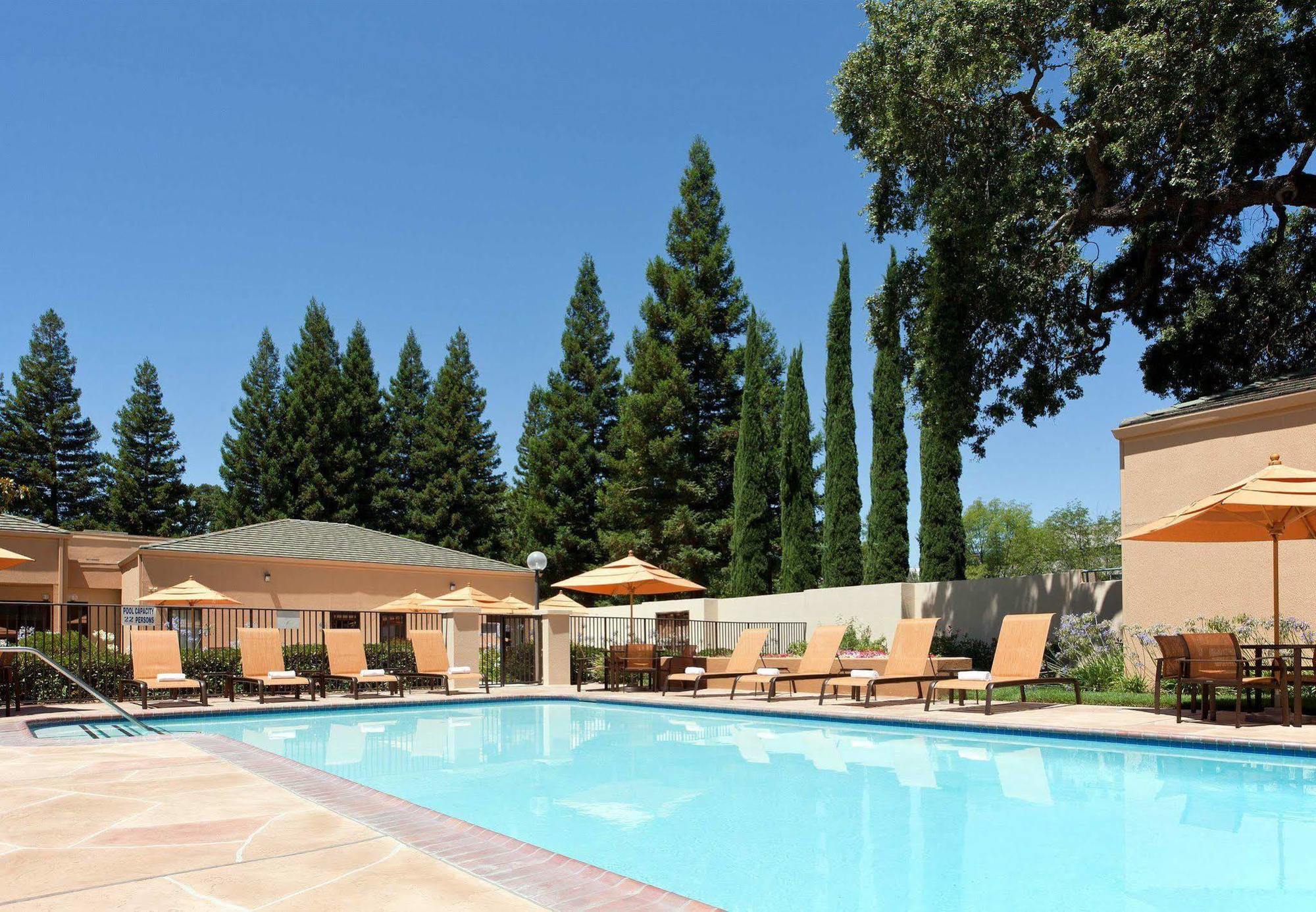 Hotel Courtyard Sacramento Airport Natomas Exterior foto